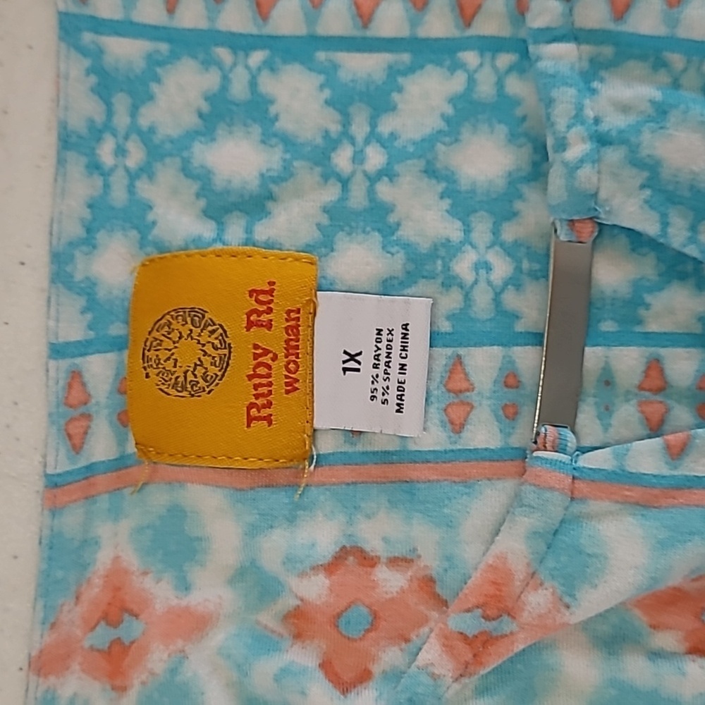 Ruby Rd Blue, White, & Salmon Patterned Tunic Siz… - image 3